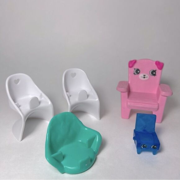5 shopkins furniture lot - Picture 1 of 5